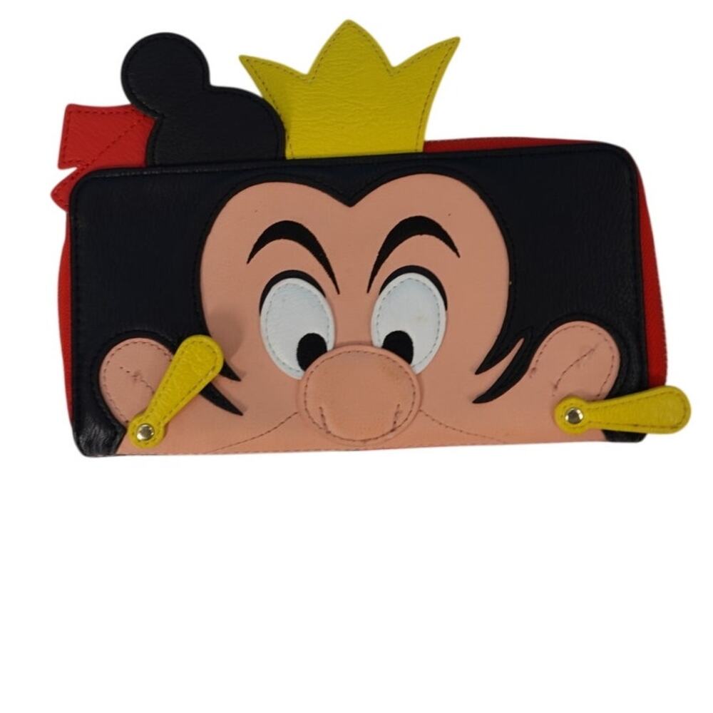 LoungeFly Queen of Hearts Wallet